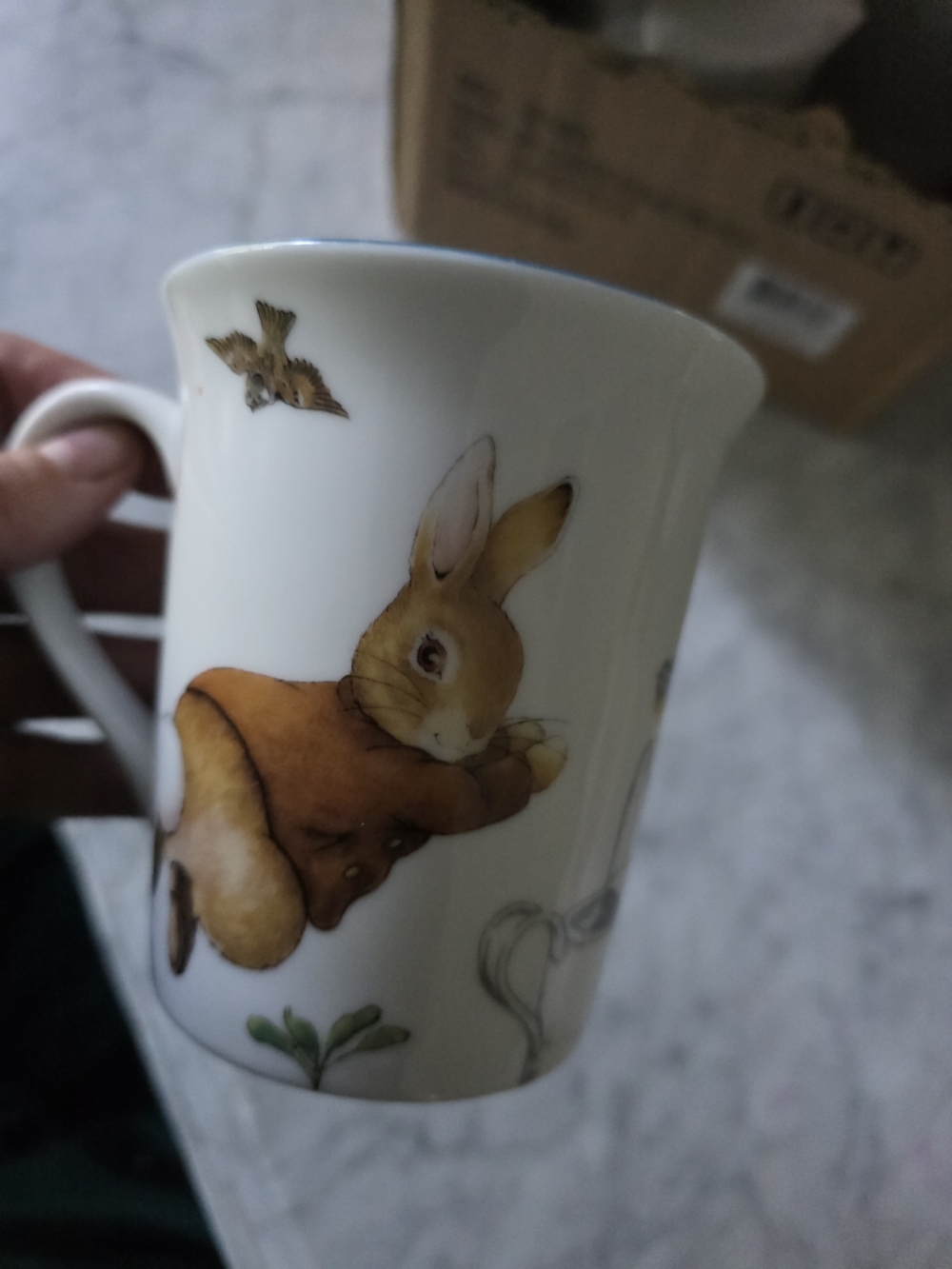 Peter Rabbit Ceramic Mug - Picture 3 of 7